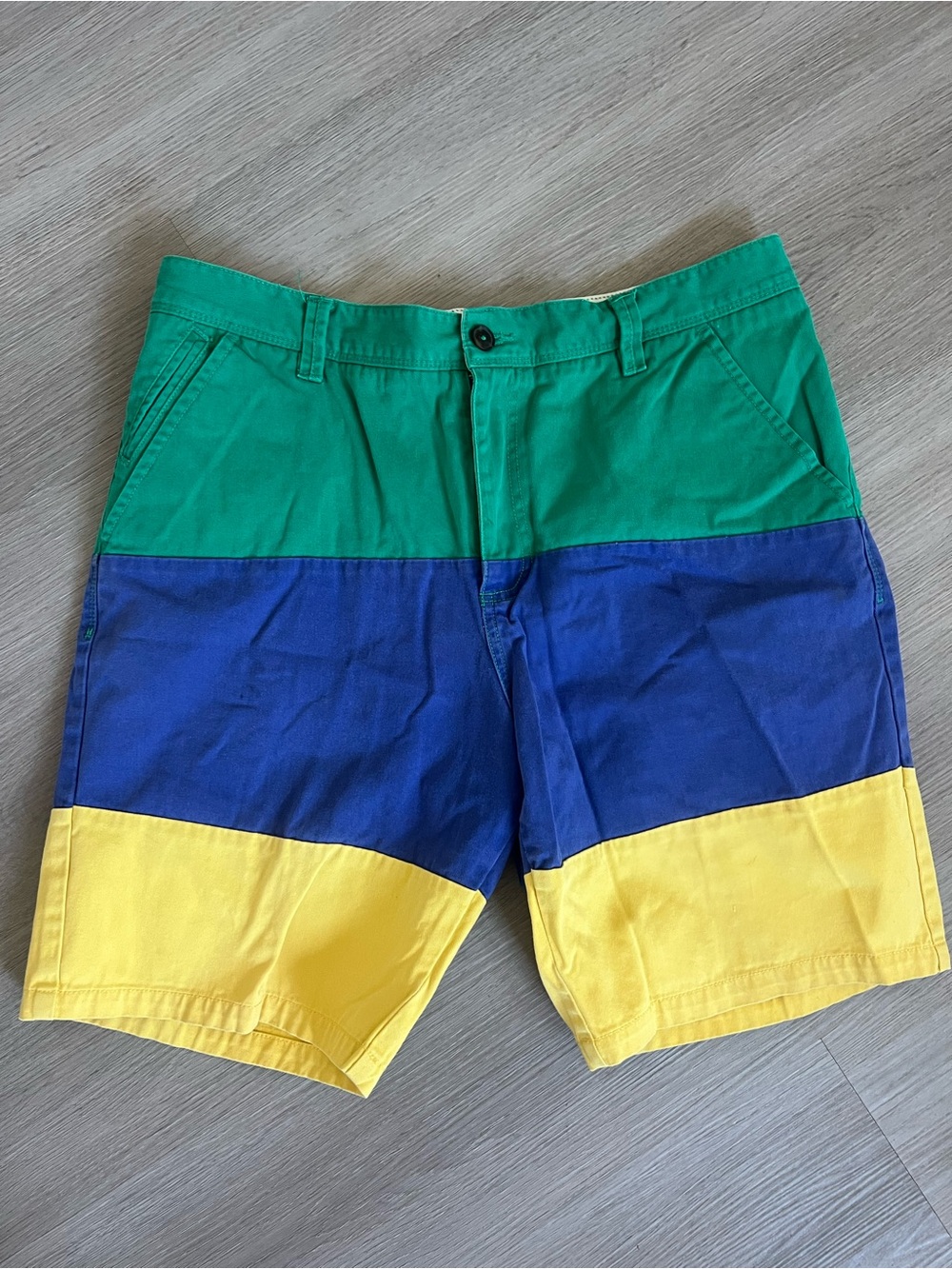 Men’s Colorblock Shorts